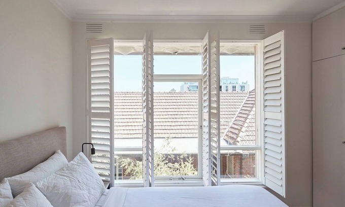 South Yarra Apartment | A Touch of Tuscan Charm off Toorak Road