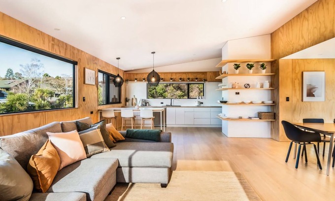 Mapua House | A very popular holiday home with great reviews