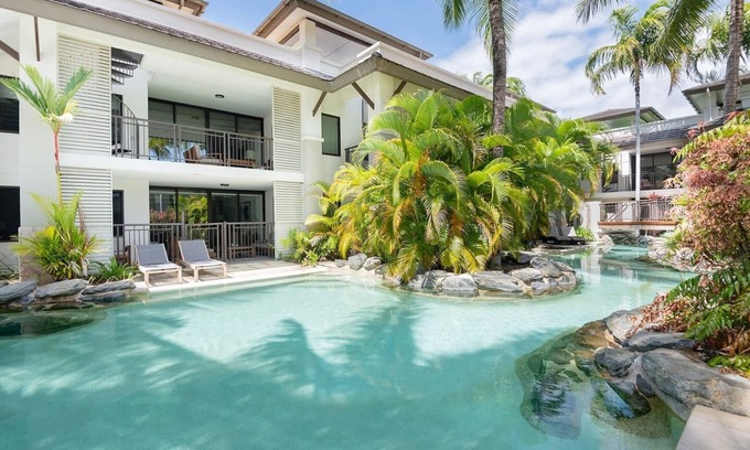 Port Douglas Apartment | A Well deserved Beachside Resort Retreat