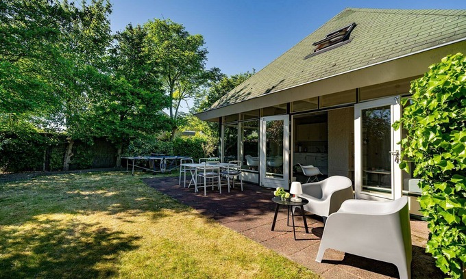 Ouddorp House | A wonderful holiday accommodation in Park De Toekomst, just 10 minutes by bike from the beaches of Ouddorp.