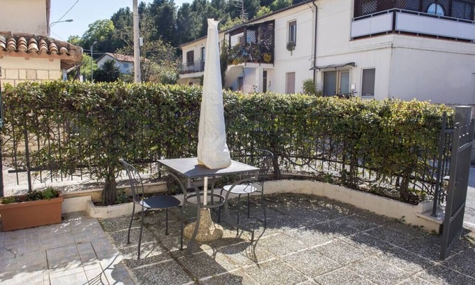 Poggio Apartment | A08 - Poggio, delightful two-room apartment on the ground floor