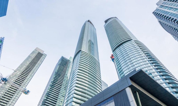 Toronto Entertainment District Apartment | Aaira Suites Ice Condos