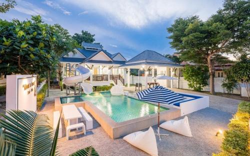 Bang Sare Villa | About A Beach Pool Villa Bangsaray