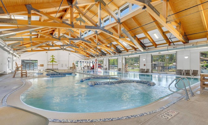 Sunriver House | Acacia Lane 2