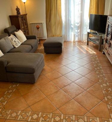 Prato Apartment | Accanto a Firenze