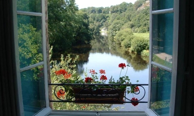 Quimperle Apartment | Accommodation with private garden and river views