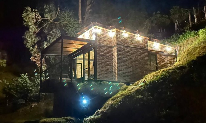 El Penol Cabin | Acogedora Cabaña Romántica con Hermosa Vista, Entre El Peñol y Guatapé