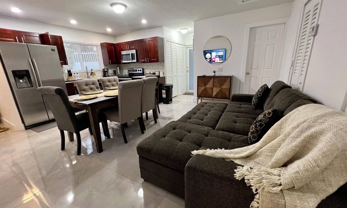 Allapattah House | Acogedora Casa con Excelente Ubicacion