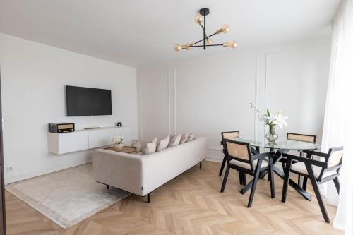 Courcouronnes Apartment | Adam Suites