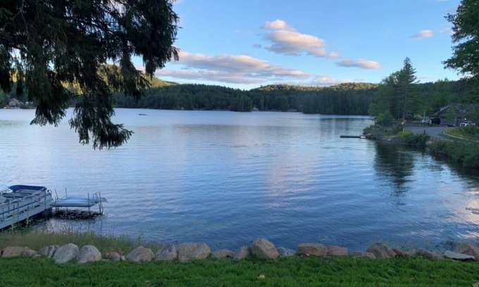 Wells House | Adirondack Lakefront Getaway Newly renovated, Fireplace, Gameroom, Close to Gore