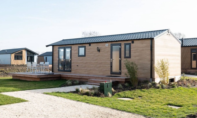 Kerkdriel Ski Chalet | Admirable chalet near the river