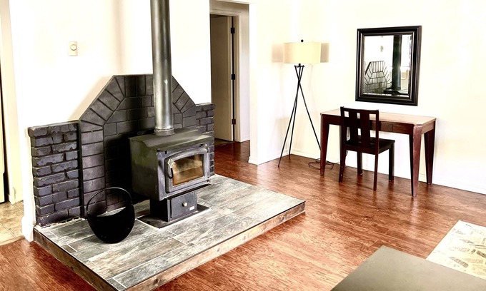 Southeast Bend Condo | Adorable 2 Bedroom 1 Bath Home in Fourplex with Fenced yard