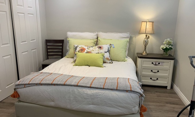 Tustin Apartment | Adorable, elegant, small unit, private entrance