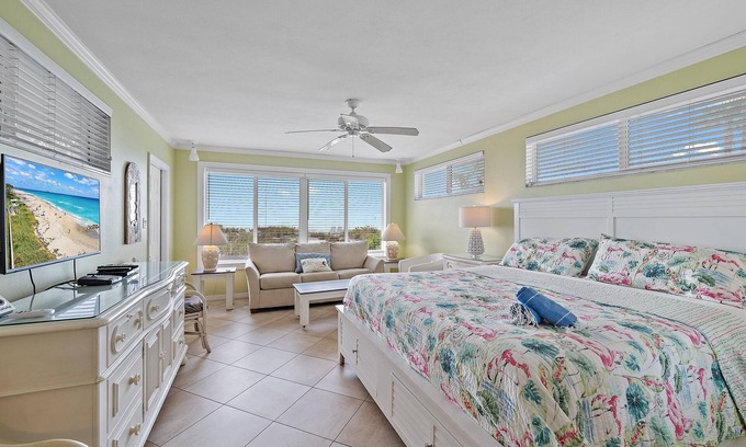 Longboat Key Apartment | Adorable Gulf Front Studio, Private Beach, Originally Part of Starfish Motel