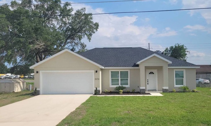 Ocala House | Adrian's Pad