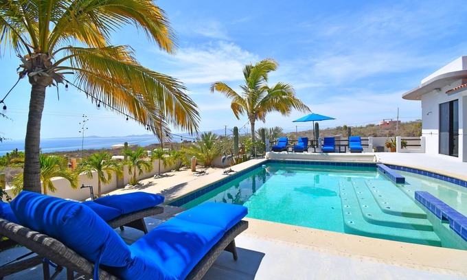 El Sargento House | Adventure Ready Villa Rasta for 8, with paddle boards & snorkel sets.