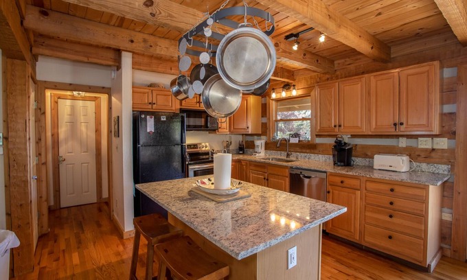 Foscoe Cabin | Adventurous Cabin with Unbeatable Views
