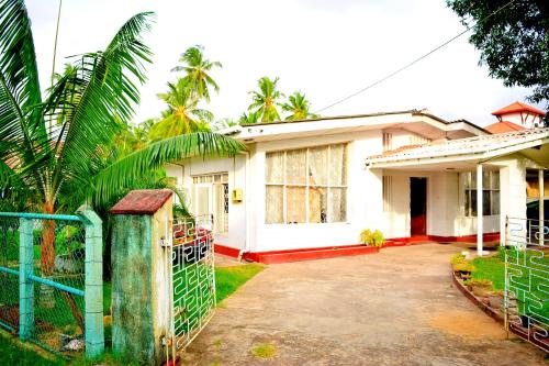 Negombo House | Aeroform Homestay