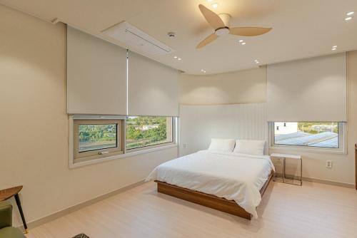 Aewol House | Aewol Damdam Stay