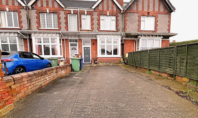 Cleethorpes Hotel | Affordable & comfortable Guest House by Sea Room 7