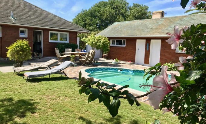 Flamingo Vlei House | African Holiday home in Table View