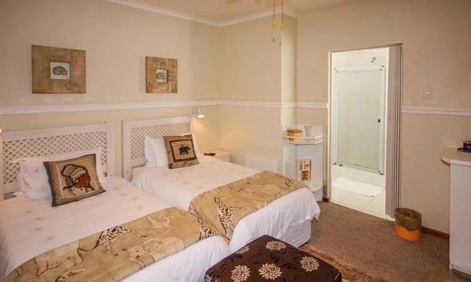 Summerstrand Bed & Breakfast | African Sightings Guesthouse