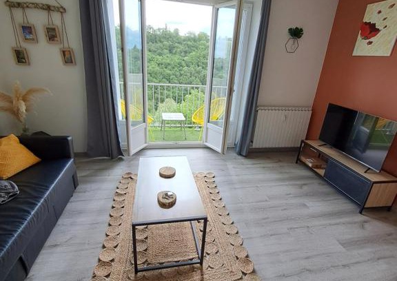 Rodez Apartment | Agréable T2 Classé 3 étoiles, refait à neuf, dans quartier calme