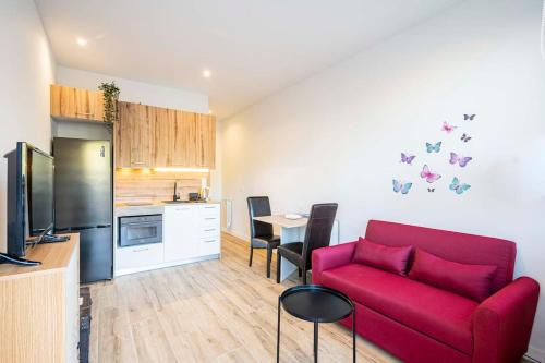Pueblo Nuevo Apartment | Agradable apartamento a pie de calle-30 Min de SOL