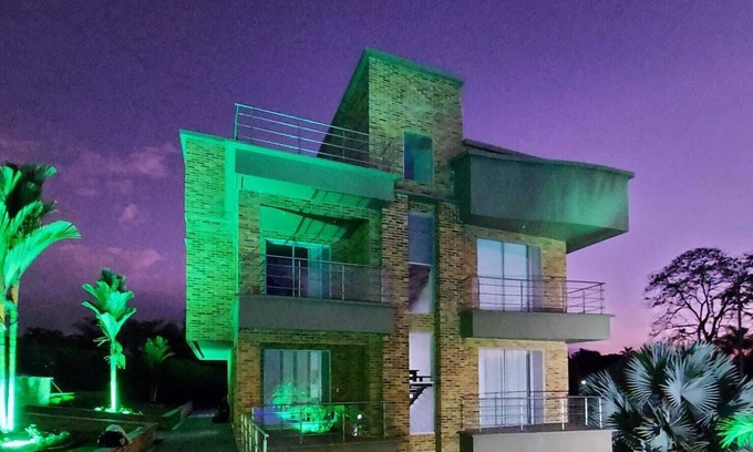 Pereira Other | Agradable y hermosa casa de campo ubicada en la Región Cafetera de Colombia