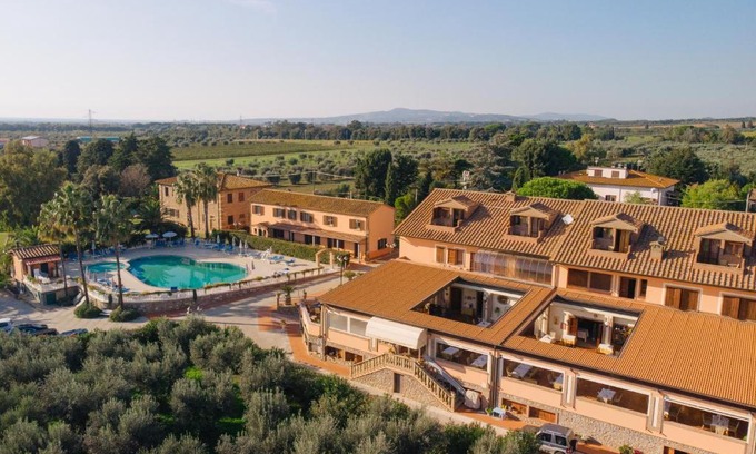 Collemezzano Hotel | Agrihotel Elisabetta