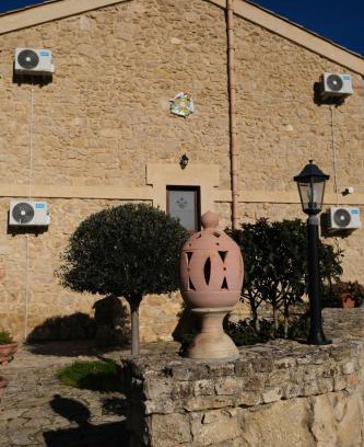 Enna House | Agriturismo Borgo Furma