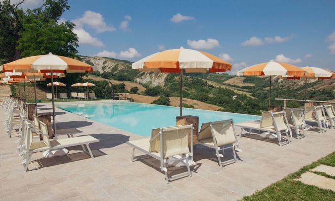 Oriolo dei Fichi House | Agriturismo Camponovo