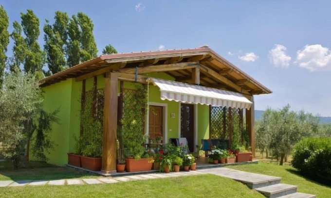 Bolsena House | Agriturismo L'Elce: Apartment with Pool View