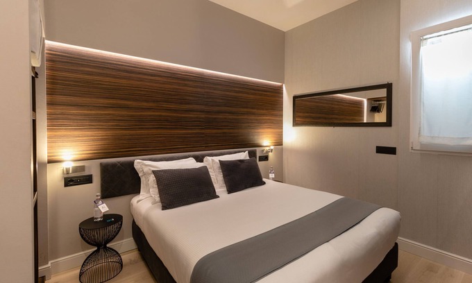 San Babila Hotel | AH - Duomo Essence