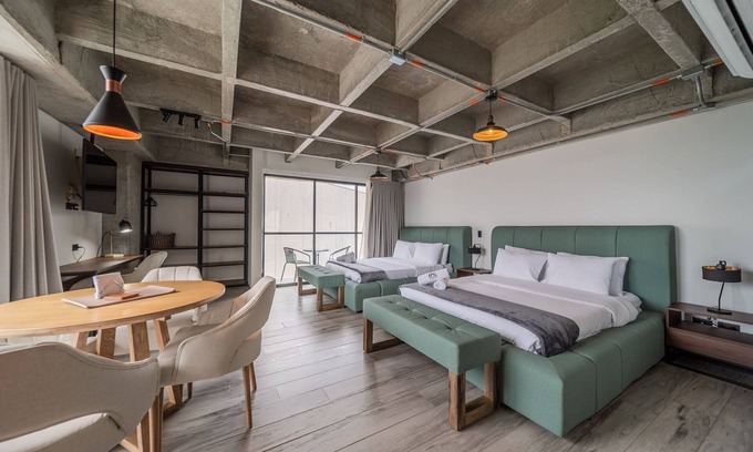 Pereira House | |Ahead| Unique Loft close to the airport + Parking