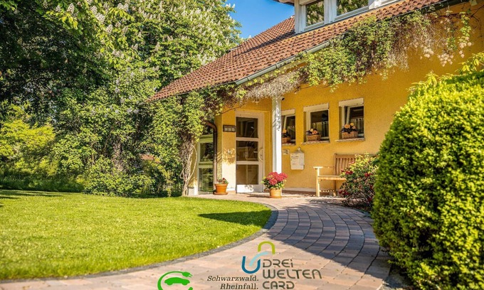 Bad Duerrheim Apartment | Ahorn Studio holiday flat in Bad Dürrheim