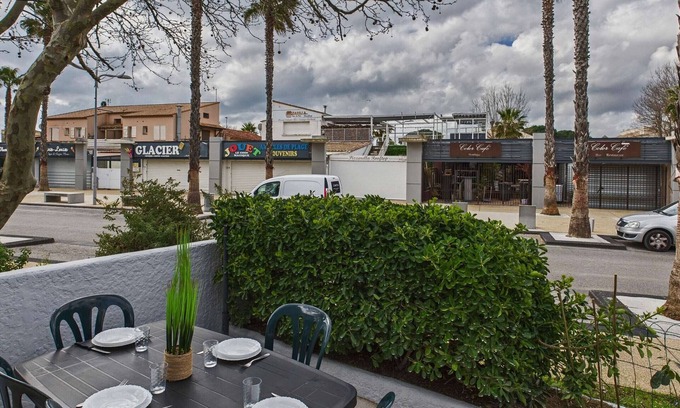 Marseillan Plage Apartment | Air-Conditioned 3-Room Flat with Terrace, Parking, and Baby Equipment on Avenue de la Méditerranée