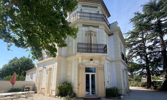 Pierrefeu-du-Var House | Air-conditioned Maison de Maître in a bucolic setting - private swimming pool