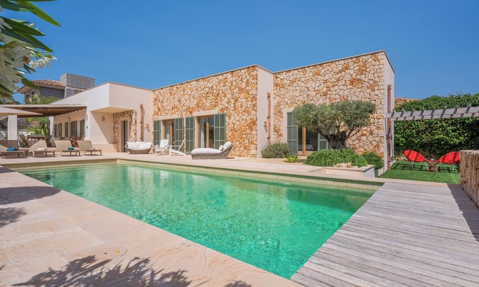Cala Llombards House | Air-Conditioned Home Close to Beach with Beautiful Design, Pool, Terrace, Garden & Wi-Fi