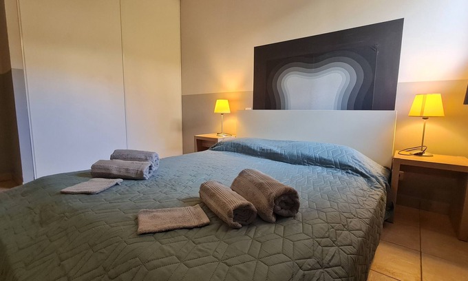 Serra-di-Ferro Apartment | Air-conditioned apartment on one level in a residence *pool, mini golf, sea .