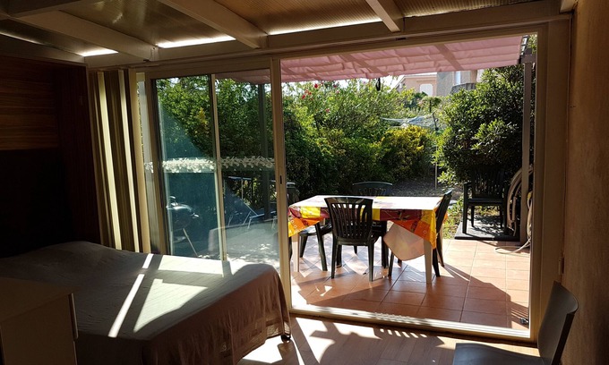 Pineto House | Air-conditioned mini villa, internet access, by the sea near Bastia