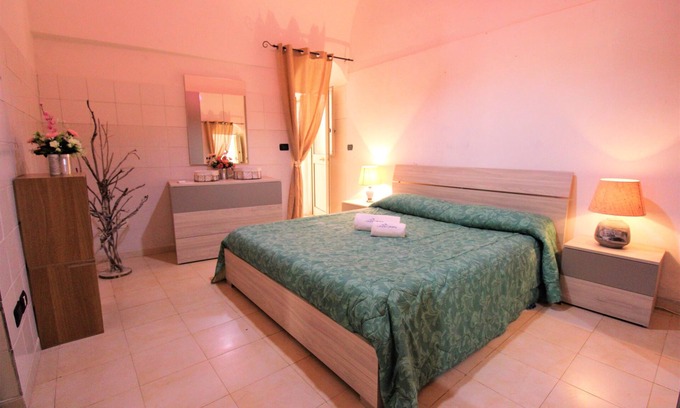 Presicce Apartment | Air-conditioned two-room apartment in historic center