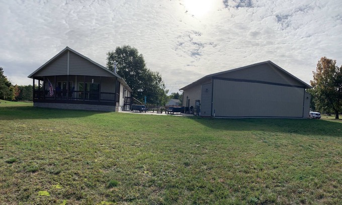 Danbury House | Air Oasis at Voyager Village - your destination awaits!