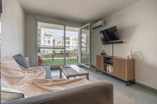 Vitrolles Apartment | Airnova - Climatisé - Wi-Fi - Parking gratuit