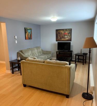 Terra Nova Apartment | Airport Manor Unit 1 - 2 Bedroom Apartment
