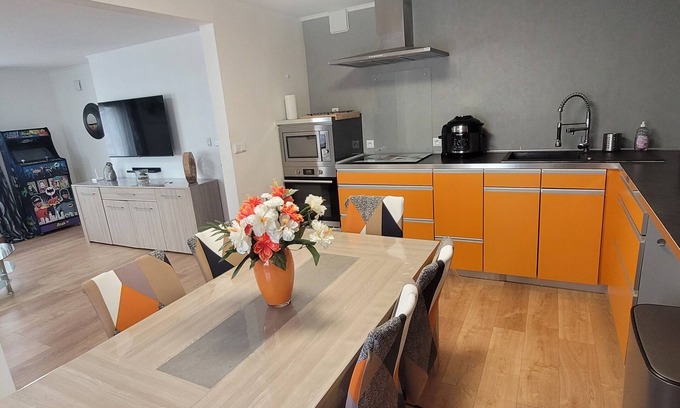 Calais Apartment | Aiscal - Appart Hotel 70m2 for 6 people - Arrival 24/24h digicode access