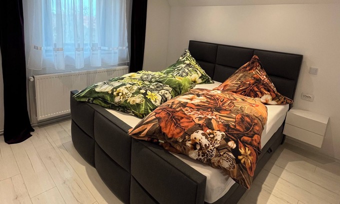 Sonnen Apartment | Aktive Erholung im sonnigen Sonnen: FeWo Relax für abenteuerlustige Urlauber
