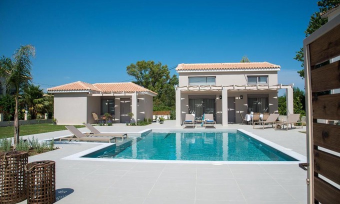 Porto Koukla Villa | Alba Al Mare Villette