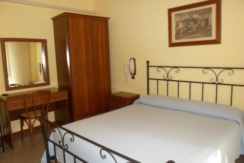 Vibo Valentia Hotel | Albergo Miramonte