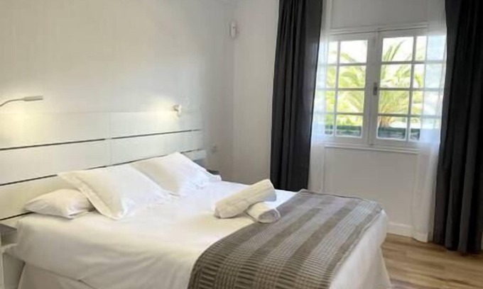 Alcala Apartment | Alcalá on the beach with stunning views of Teide